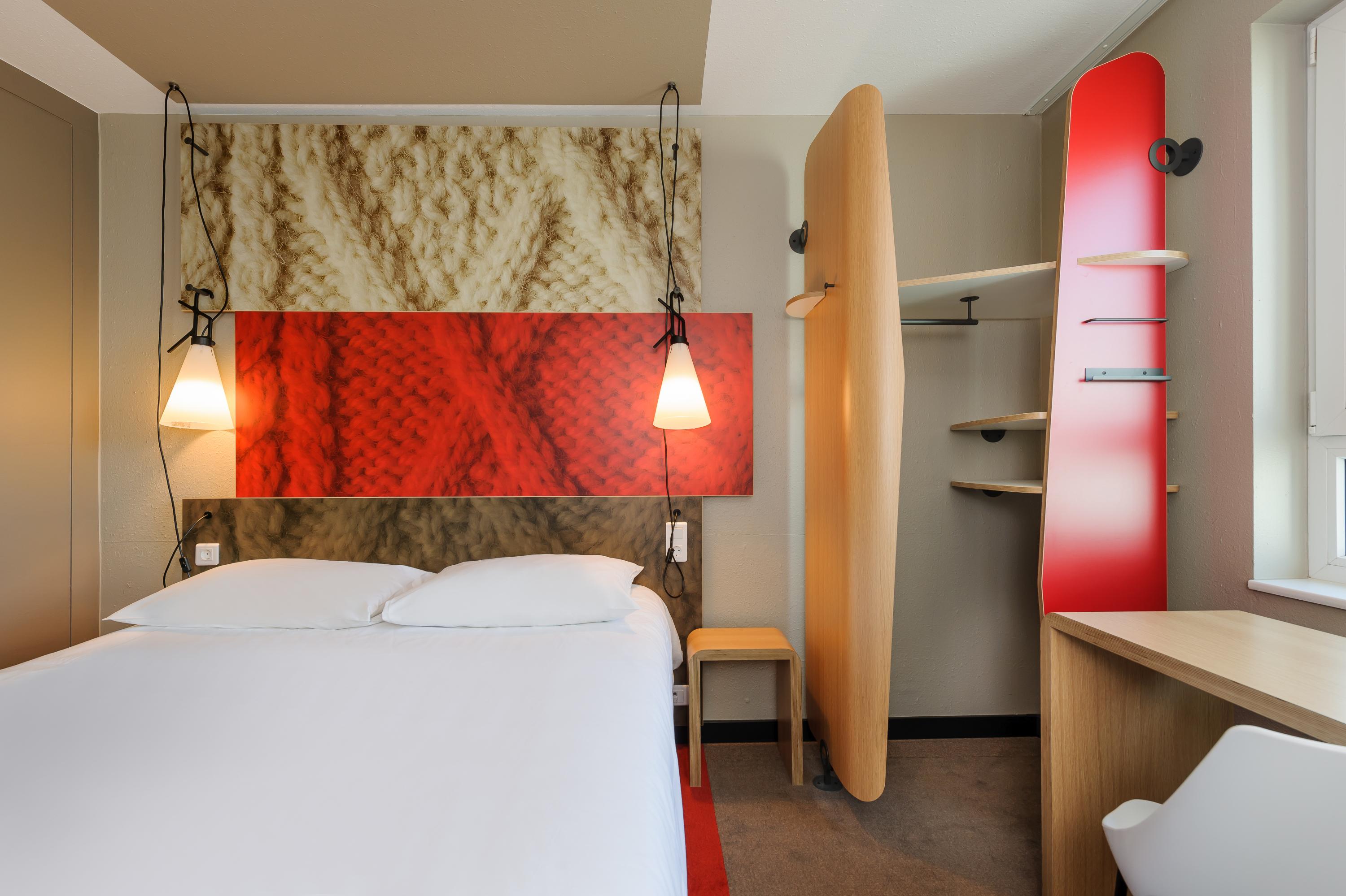 B&B Hotel Wuppertal-City Exterior photo